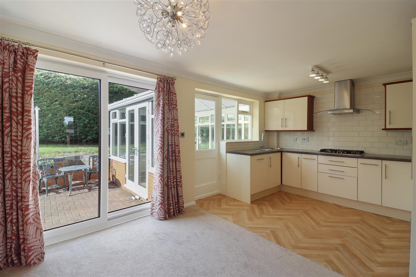 3 bed property in Wisbech Close, Chesterfield